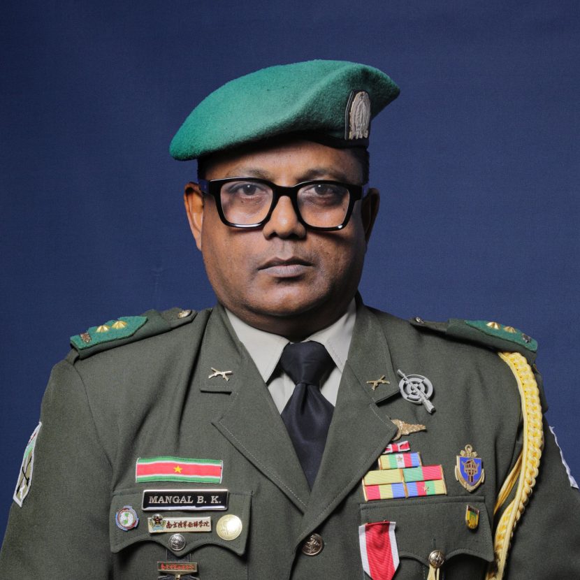 DEF Luitenant-Kolonel Bob Mangal, Chef van de Generale Staf