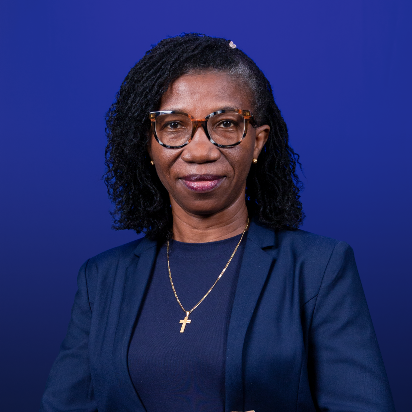 Drs. Monique Finkie Onderdirecteur Financieel Beheer