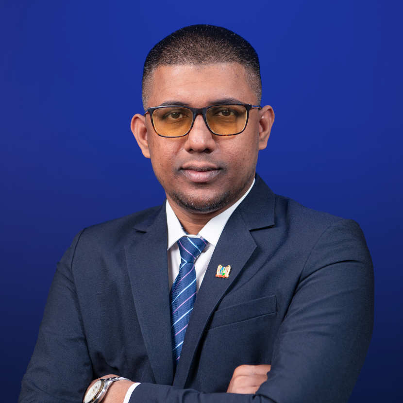 Satish Chandai Directeur Algemene Zaken FINAL